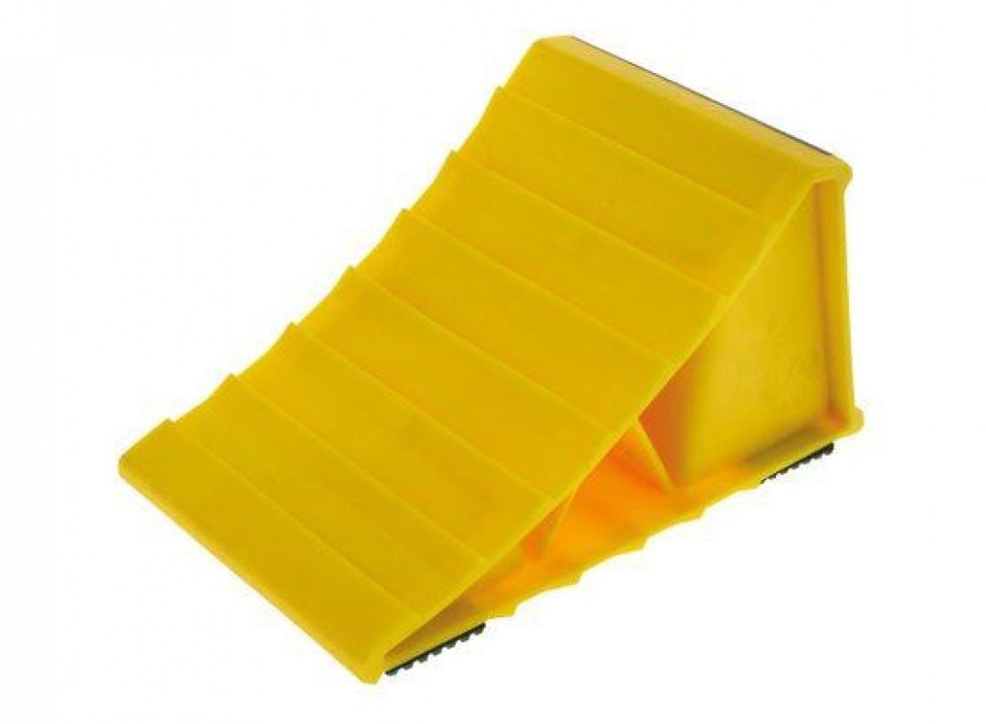 Hulk 4X4 - WHEEL CHOCK PLASTIC WITH ANTI SLIP L208 x W120 x H110mm