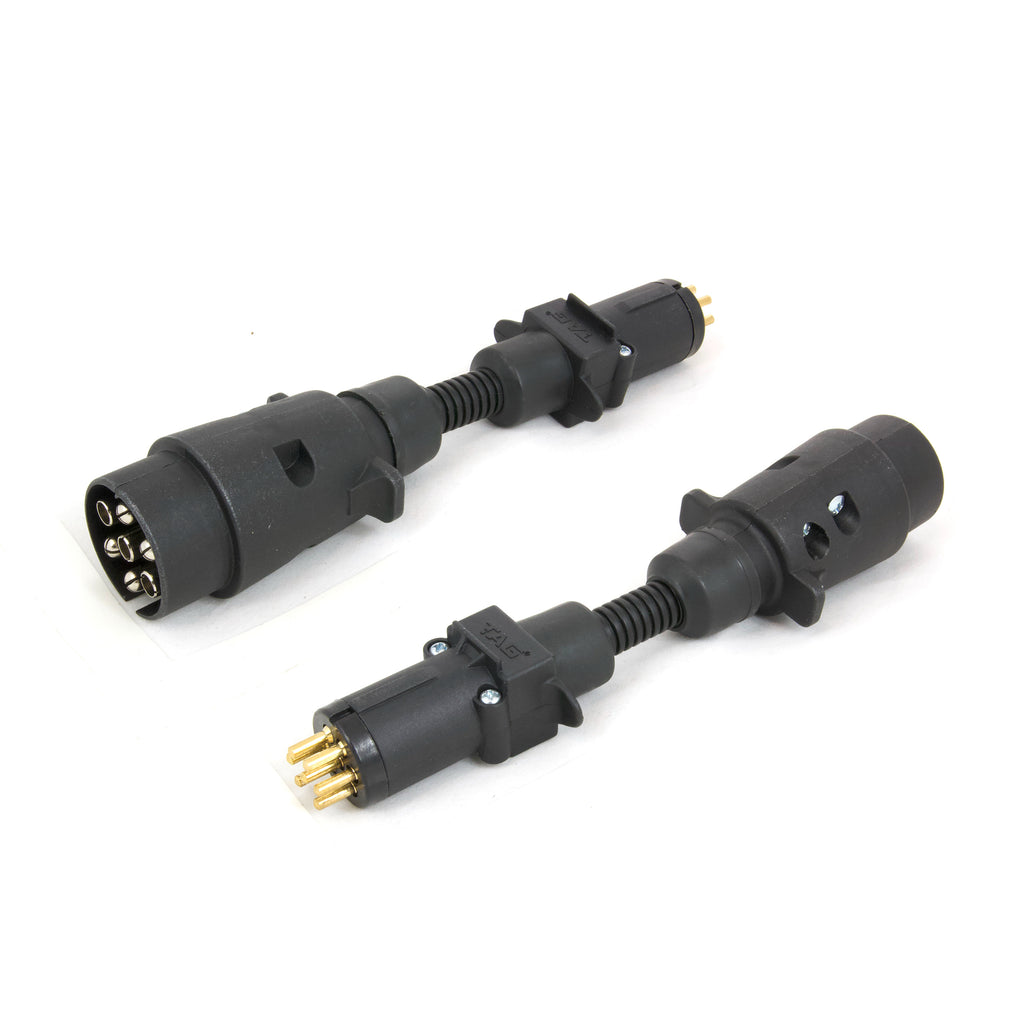 TAG | Trailer Adapter | 7-Pin Large Round Plug to 7-Pin Small Round Socket | UNTA012