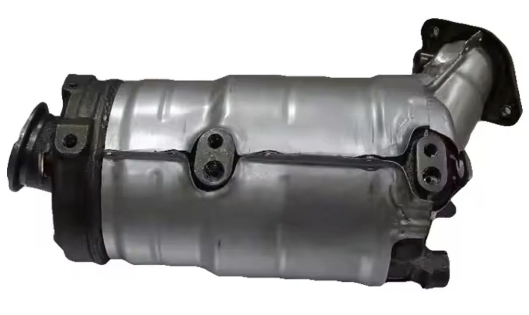 CleanCore | NO DPF Pipe Thru with Fitting Kit | Toyota Hilux GUN122/125R/135R 2.4L, GUN123R/126R/136R 2.8L, Fortuner, Prado 150 2015>