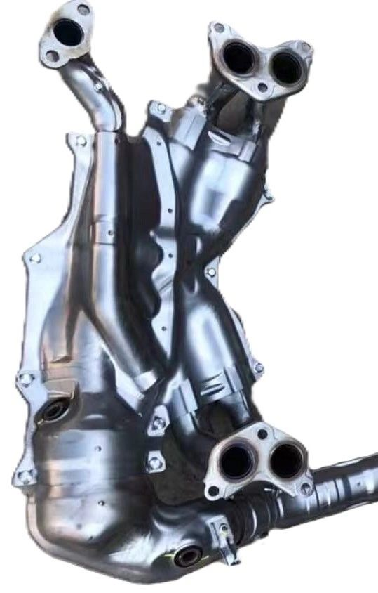 CleanCore | Front Half Manifold Catalytic Converter Assy | Subaru Forester S5 / Crosstrek GU Hybrid | MCV797F-CC
